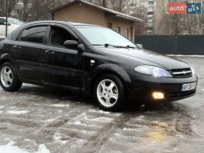 Хэтчбек Chevrolet Lacetti 2005 в Запорожье