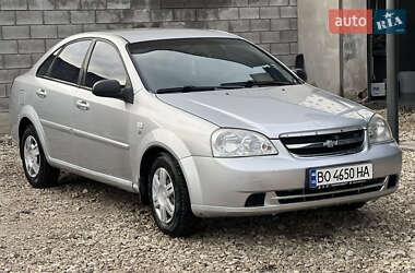 Седан Chevrolet Lacetti 2005 в Кременце