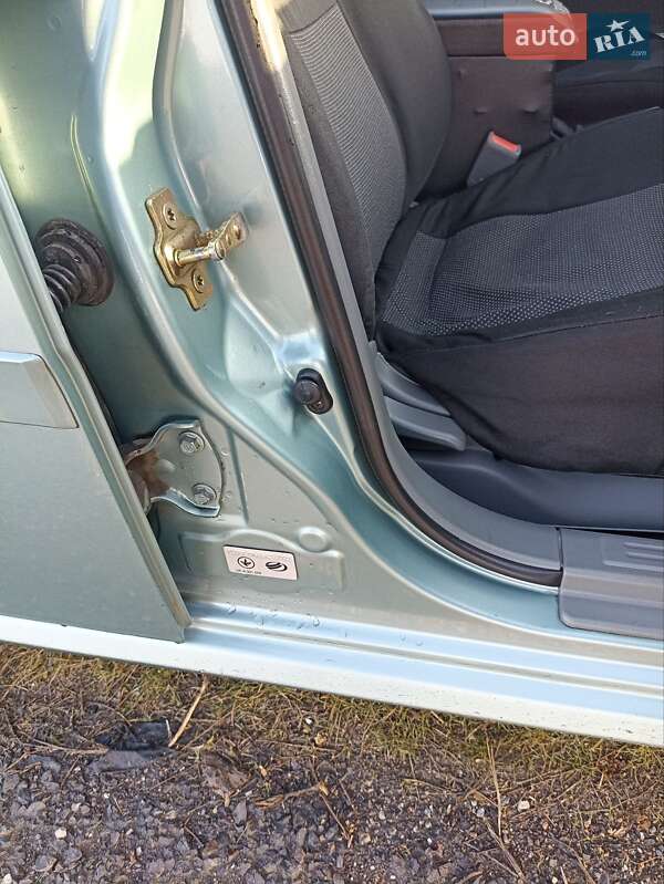 Седан Chevrolet Lacetti 2005 в Лубнах