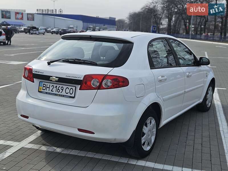 Хэтчбек Chevrolet Lacetti 2006 в Одессе фото 10 Хэтчбек Chevrolet Lacetti 2006 в Одессе