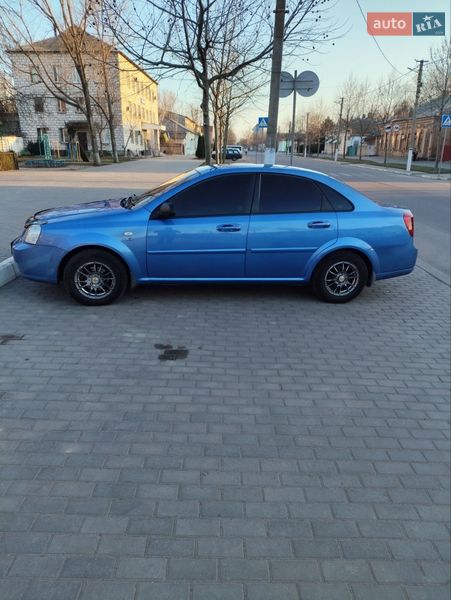 Седан Chevrolet Lacetti 2005 в Килии