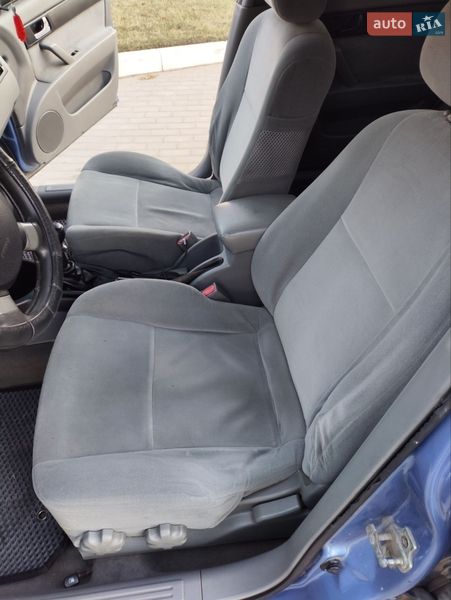 Седан Chevrolet Lacetti 2005 в Килии