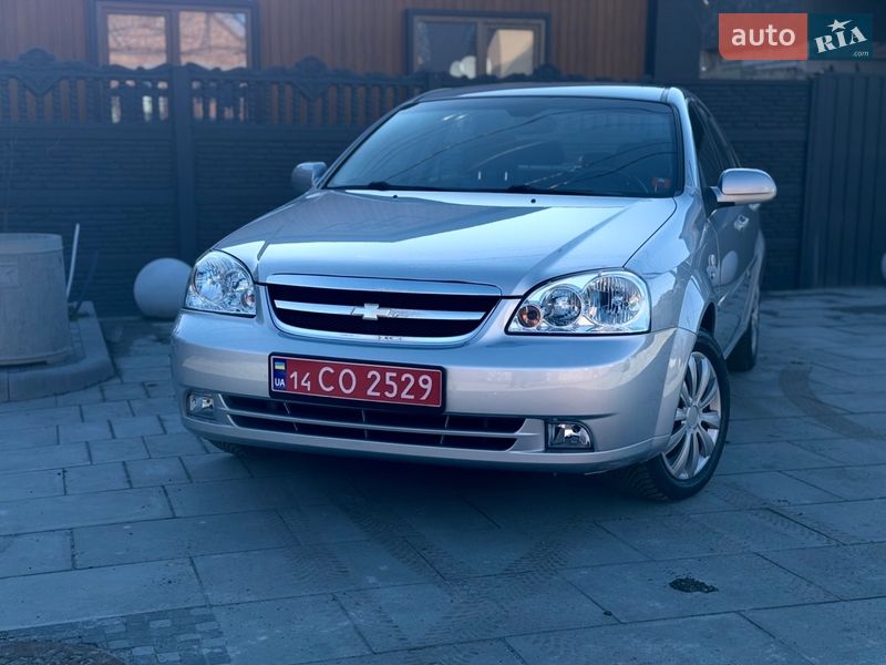 Седан Chevrolet Lacetti 2008 в Харькове