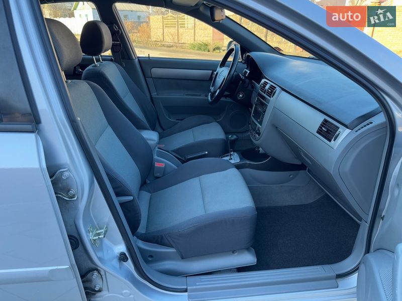 Седан Chevrolet Lacetti 2008 в Харькове