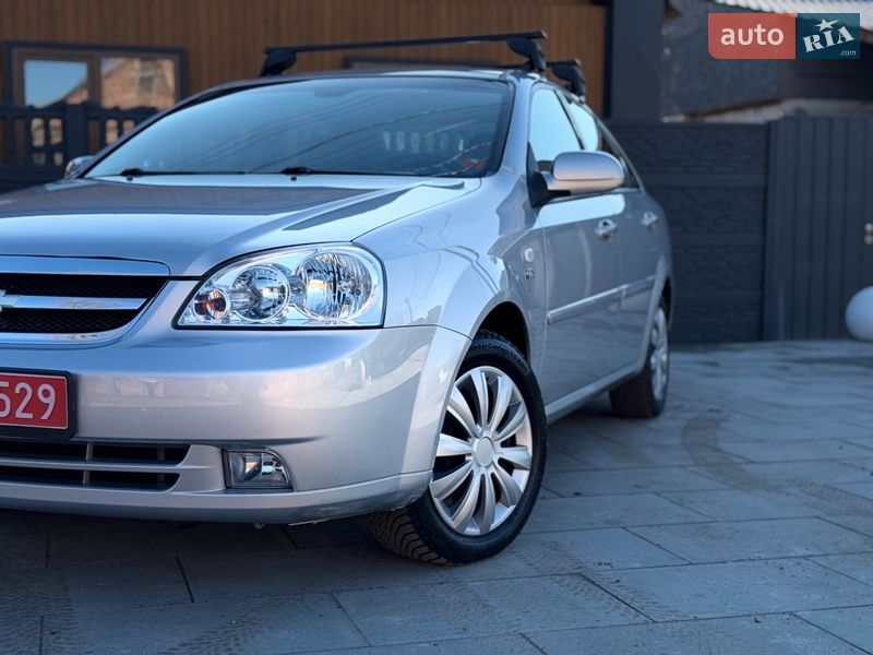 Седан Chevrolet Lacetti 2008 в Харькове