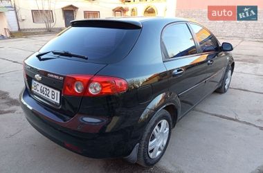 Хэтчбек Chevrolet Lacetti 2005 в Новом Буге