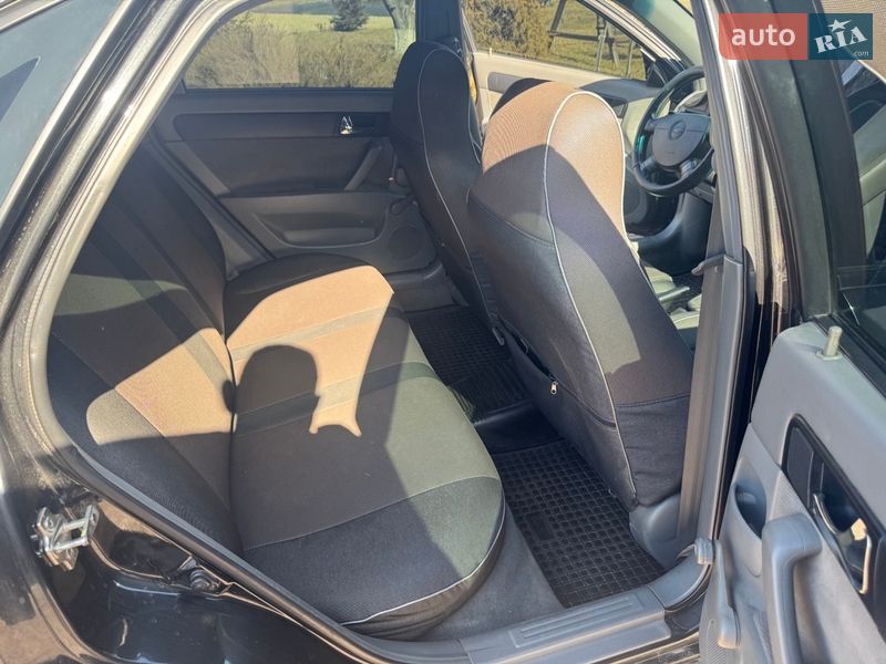 Седан Chevrolet Lacetti 2009 в Смеле