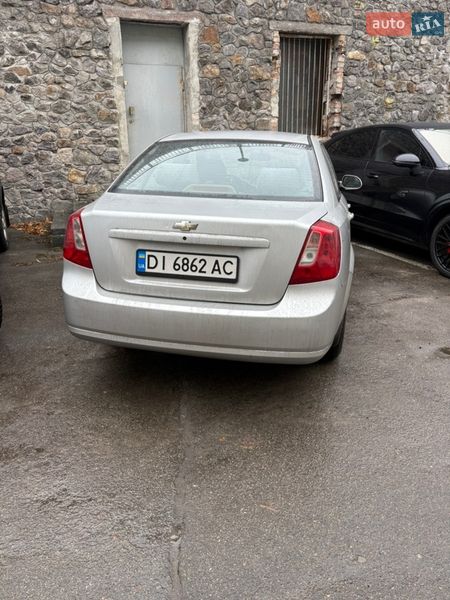 Седан Chevrolet Lacetti 2004 в Киеве