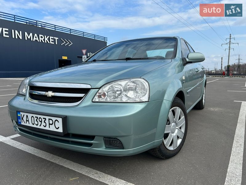 Седан Chevrolet Lacetti 2004 в Чернигове