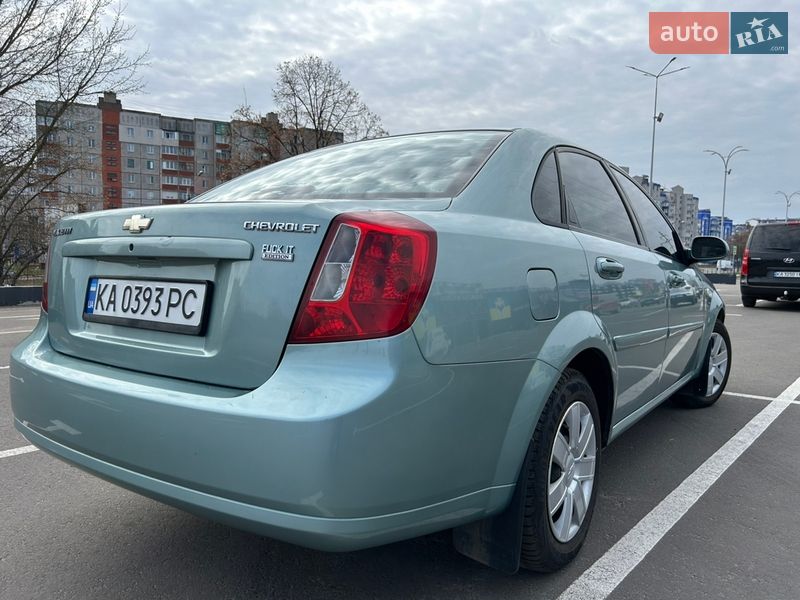 Седан Chevrolet Lacetti 2004 в Чернигове