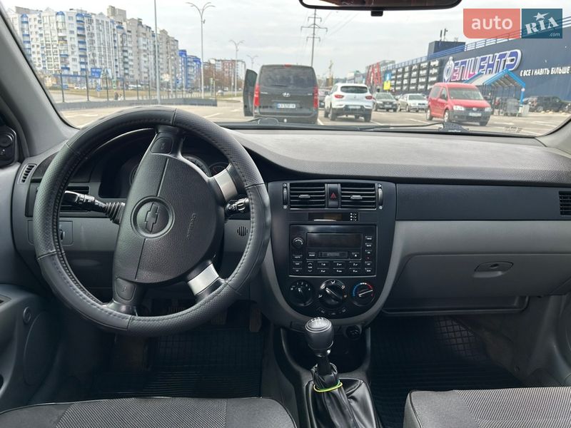 Седан Chevrolet Lacetti 2004 в Чернигове