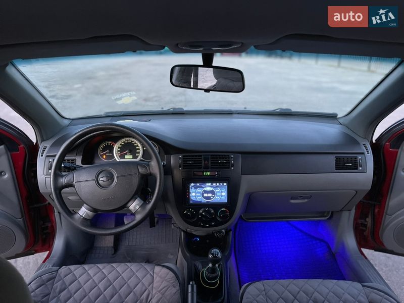 Седан Chevrolet Lacetti 2004 в Києві