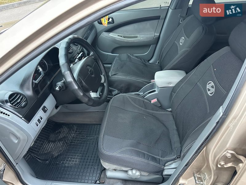 Универсал Chevrolet Lacetti 2007 в Кривом Роге