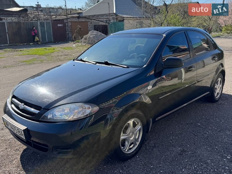 Хэтчбек Chevrolet Lacetti 2007 в Запорожье фото 3 Хэтчбек Chevrolet Lacetti 2007 в Запорожье