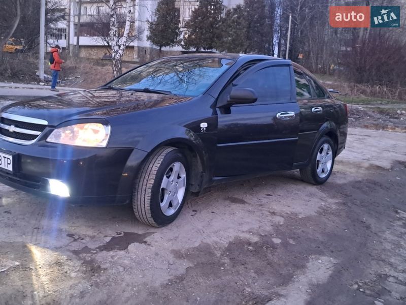 Седан Chevrolet Lacetti 2008 в Львові