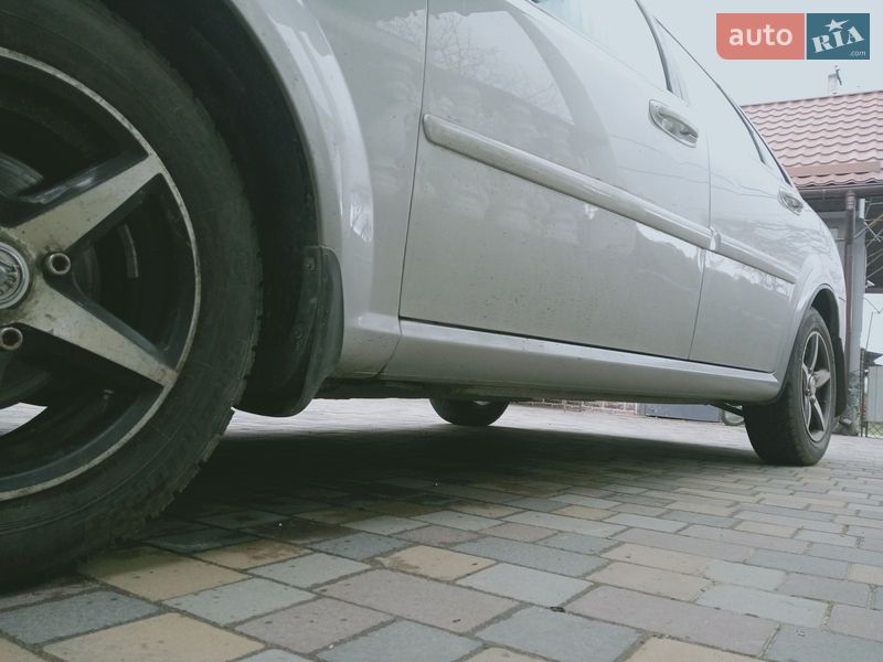 Седан Chevrolet Lacetti 2006 в Дубно