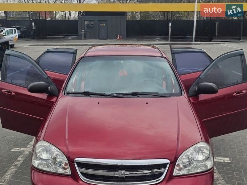 Седан Chevrolet Lacetti 2005 в Днепре
