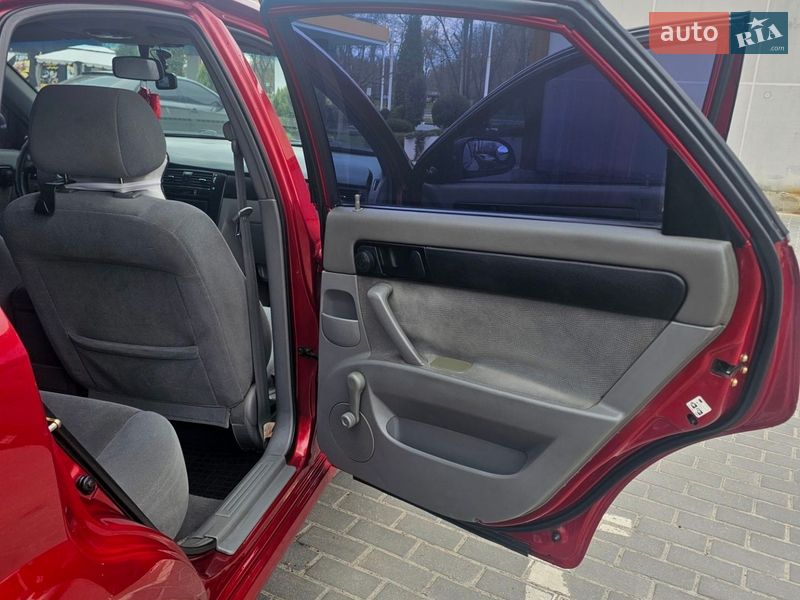 Седан Chevrolet Lacetti 2005 в Днепре