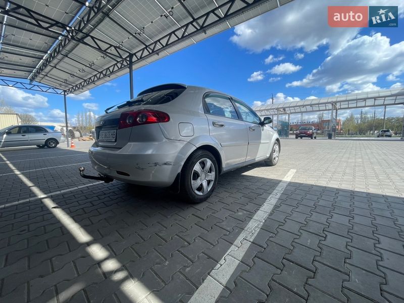 Хэтчбек Chevrolet Lacetti 2005 в Николаеве фото 6 Хэтчбек Chevrolet Lacetti 2005 в Николаеве