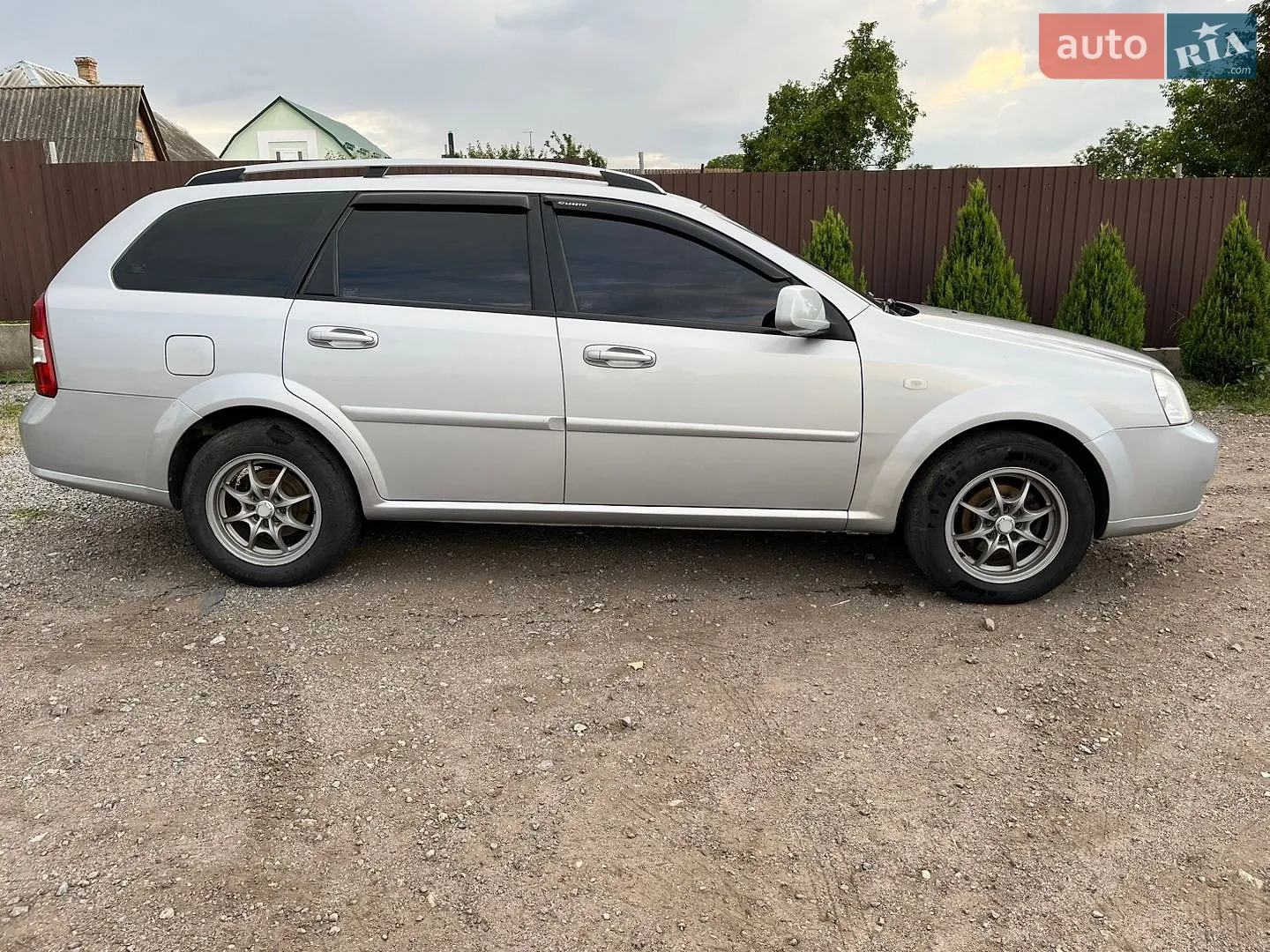 2010 Chevrolet Lacetti - мініатюра 2