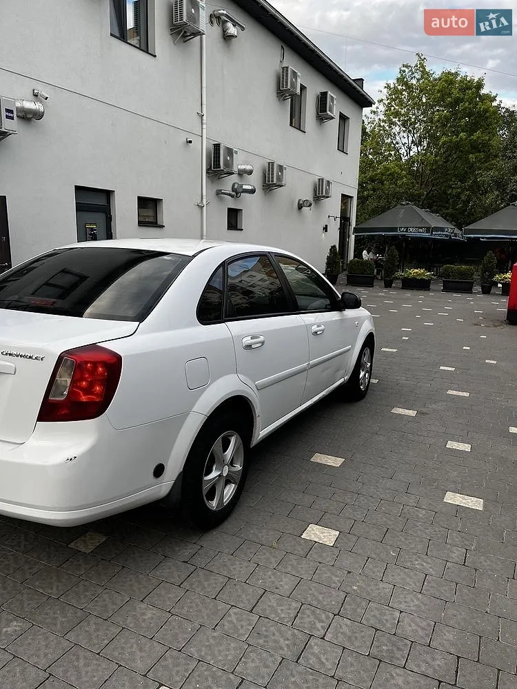 2010 Chevrolet Lacetti - мініатюра 2