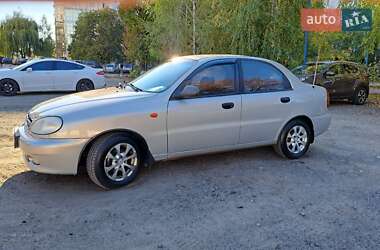 Седан Chevrolet Lanos 2007 в Киеве