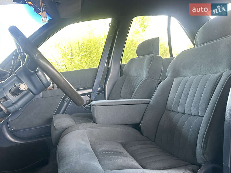 Седан Chevrolet Lumina 1991 в Києві