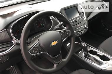 Седан Chevrolet Malibu 2016 в Косове