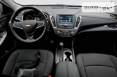 Седан Chevrolet Malibu 2016 в Житомире