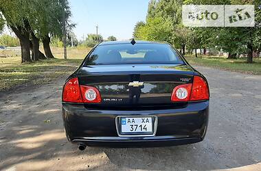 Седан Chevrolet Malibu 2012 в Чернигове