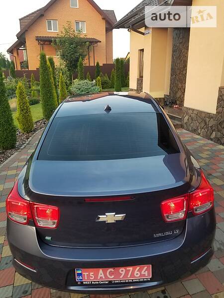 Седан Chevrolet Malibu 2014 в Луцьку