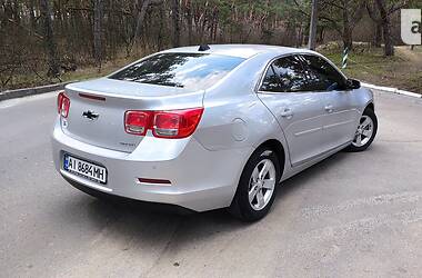 Седан Chevrolet Malibu 2013 в Киеве