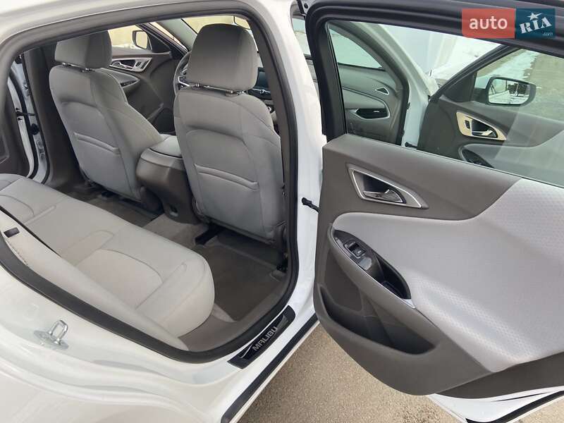Седан Chevrolet Malibu 2016 в Белгороде-Днестровском фото 12 Седан Chevrolet Malibu 2016 в Белгороде-Днестровском