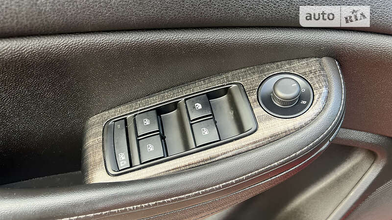 Седан Chevrolet Malibu 2014 в Дрогобыче