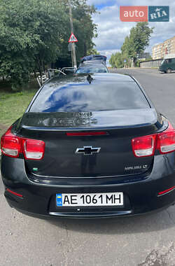 Седан Chevrolet Malibu 2014 в Кривом Роге