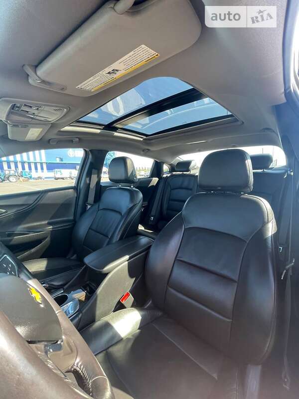 Седан Chevrolet Malibu 2019 в Ровно
