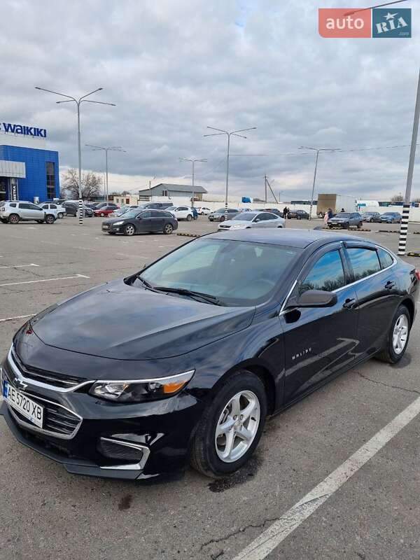 Седан Chevrolet Malibu 2018 в Киеве