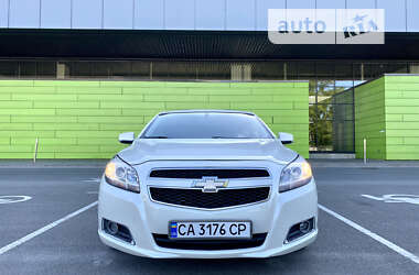 Седан Chevrolet Malibu 2012 в Киеве
