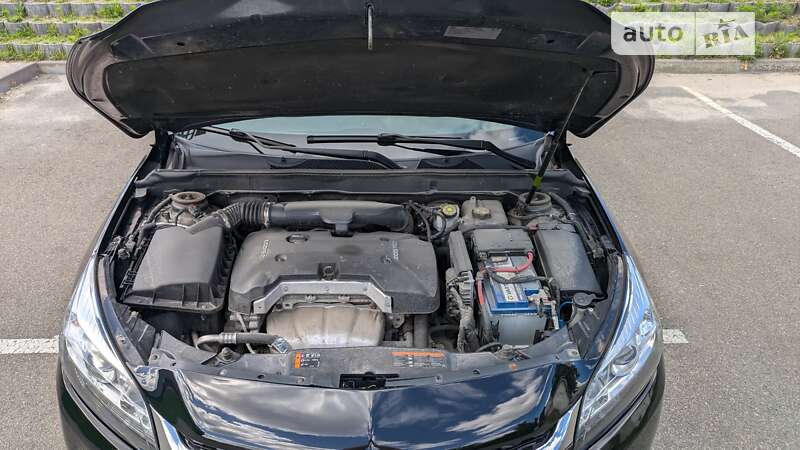 Седан Chevrolet Malibu 2016 в Києві