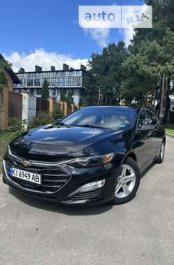 Седан Chevrolet Malibu 2020 в Киеве