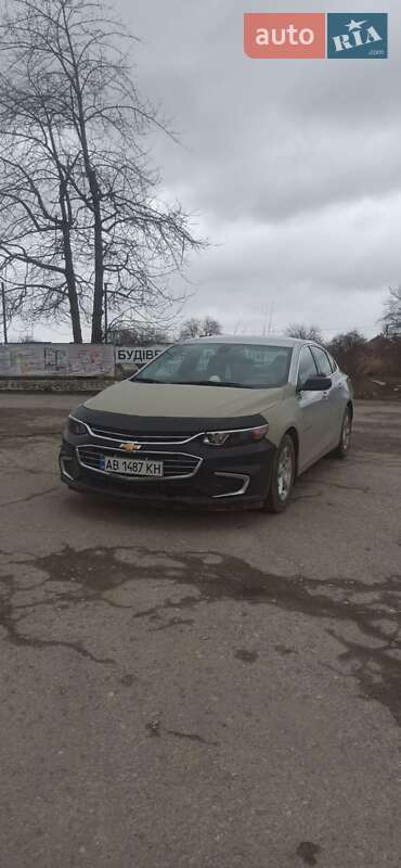 Седан Chevrolet Malibu 2016 в Шаргороде
