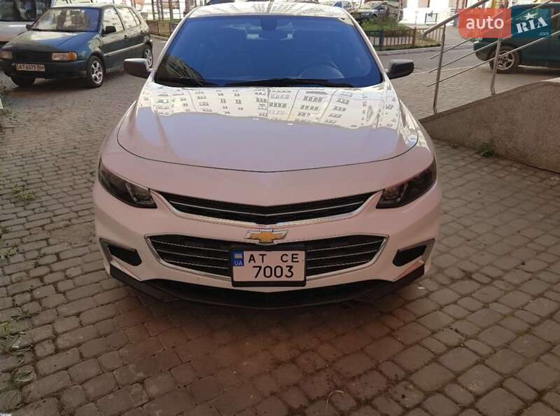 Седан Chevrolet Malibu 2016 в Івано-Франківську