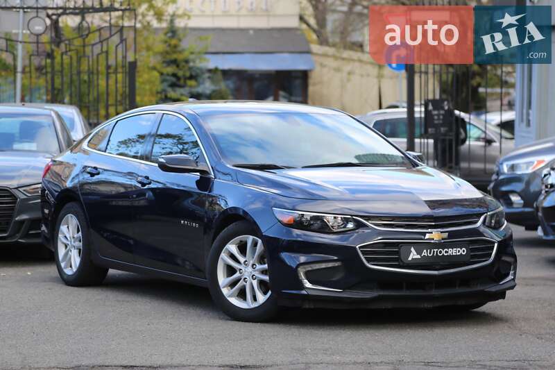 Седан Chevrolet Malibu 2017 в Киеве