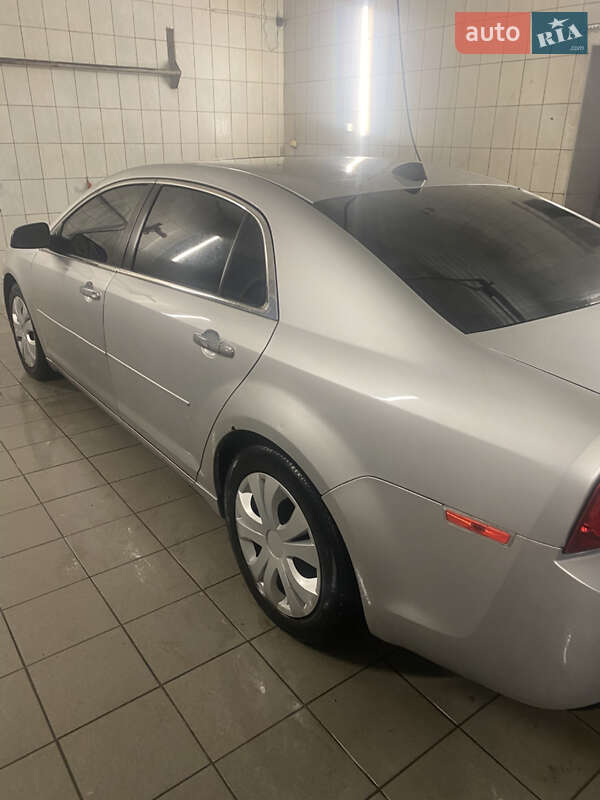 Седан Chevrolet Malibu 2012 в Макарове