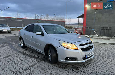 Седан Chevrolet Malibu 2013 в Тлумачі