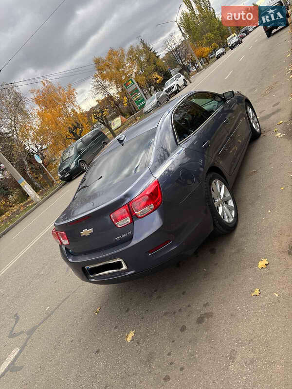 Седан Chevrolet Malibu 2014 в Запорожье