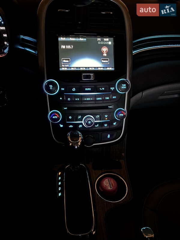 Седан Chevrolet Malibu 2014 в Запорожье