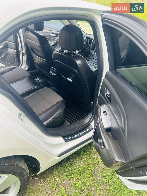 Седан Chevrolet Malibu 2012 в Золочеве