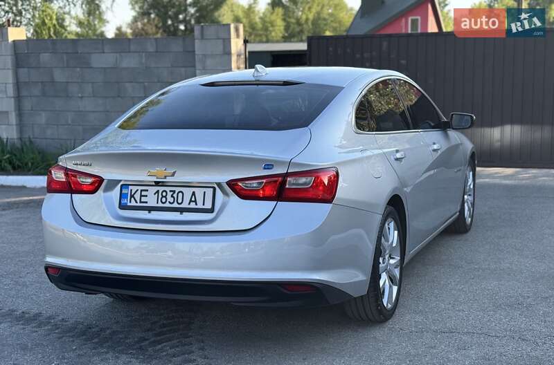 Седан Chevrolet Malibu 2017 в Кам'янському