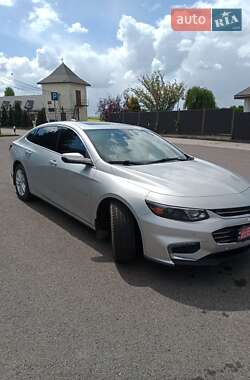 Седан Chevrolet Malibu 2016 в Володимирі